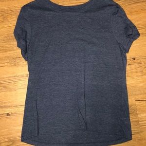 🔅10/$15🔅t-shirt